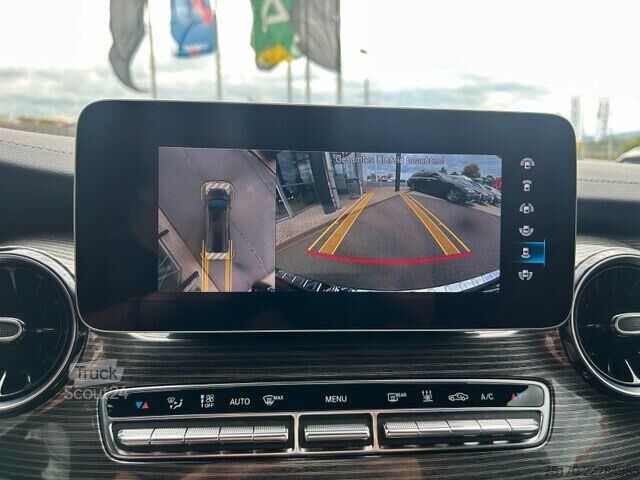 Break cu acoperiș înalt Mercedes-Benz EQV 300 AVA PANORAMA LIege-Paket DISTRONIC
