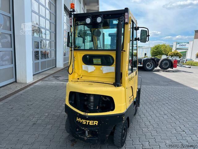Motostivuitor Hyster H1.6 FT / Verstellgerät / HH: 4.45m / nur 812h