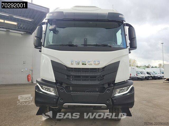 Chassis cabine Iveco T-WAY 510 8X4 NEW! Retarder Big-Axle Steelsuspe...