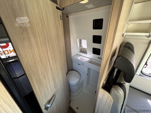 Caravan/camper Fiat Weinsberg Carabus 600 K | 4 Posti Letto | Completamente Attrezzato