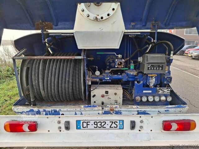 Autocisternă RENAULT MIDLUM 220DCI GAS / LPG