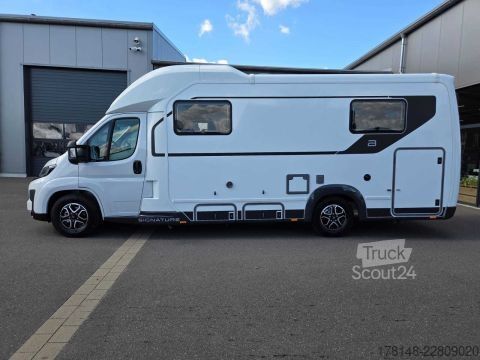 Caravana semiintegrada Bürstner Signature SFT 7.5