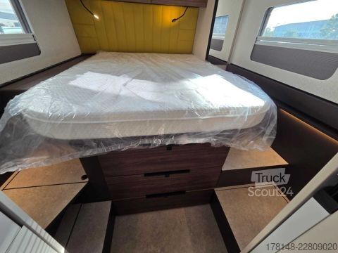 Caravana semiintegrada Bürstner Signature SFT 7.5