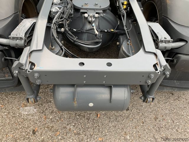 Standard nyergesvontató DAF FT XF 480 SC LD