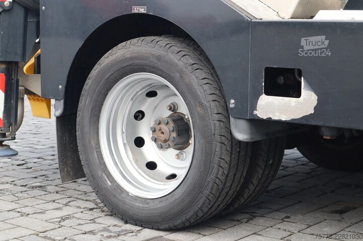 Platforma de ridicare Nissan NT400 | P200 AXE | 20 METER | LOW KM