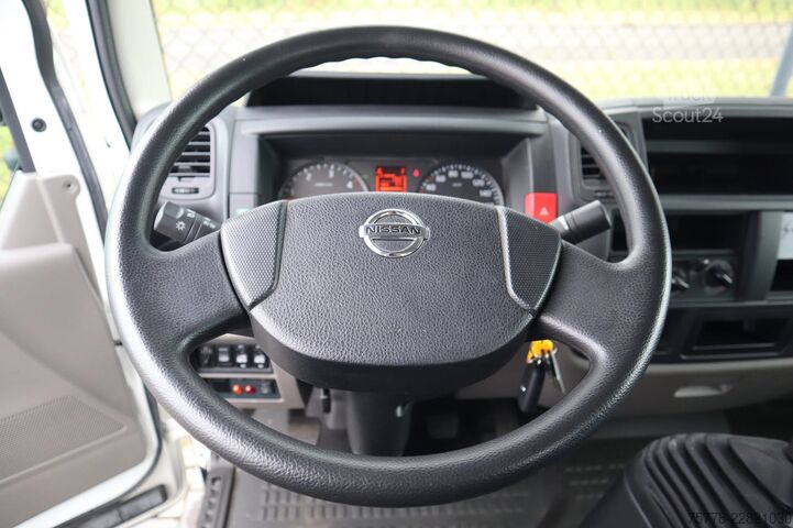 Platforma de ridicare Nissan NT400 | P200 AXE | 20 METER | LOW KM