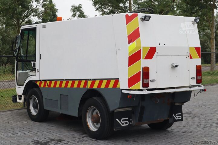 Vejfejemaskine AEBI MFH 5000 | FRONT BRUSH | 1.000 L TANK | SWEEPER