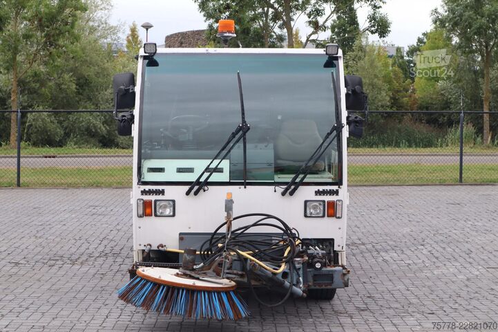 Vejfejemaskine AEBI MFH 5000 | FRONT BRUSH | 1.000 L TANK | SWEEPER