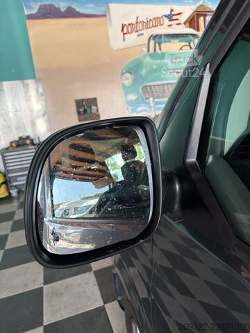 Autorulotă Volkswagen California T6.1 Ocean 2023 | Cambio automatico | Tetto a soffietto