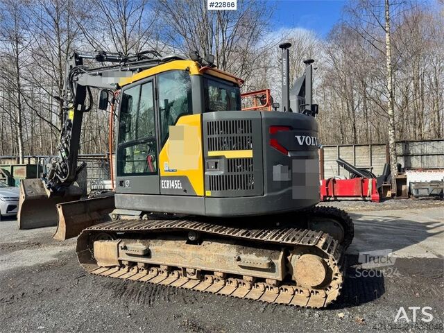 Pásový bagr Volvo ECR145EL crawler excavator – Rototilt – 3 buckets