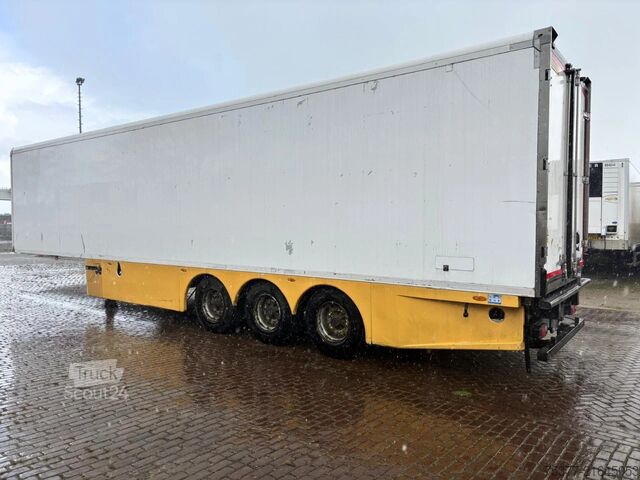 Prevoz v hladilniku/zamrznjenem stanju Gray and Adams Thermoking SLXe 200,BPW,260 cm hoch,6 cm wanden