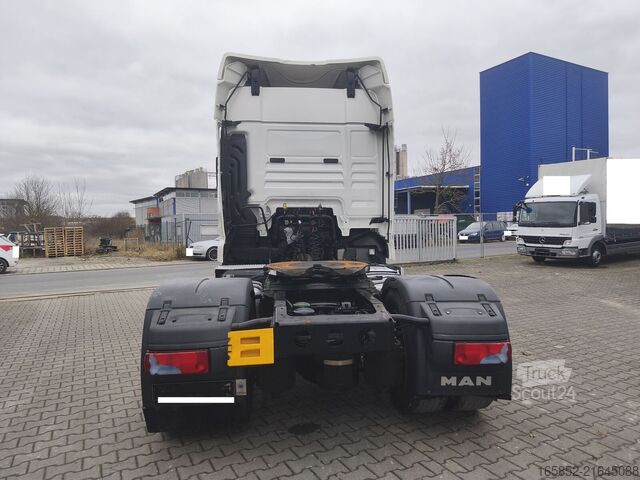 MAN TGX 18.460 Euro 6 4x2 (31) vlačilec MAN TGX 18.460 Euro 6 4x2 (31)