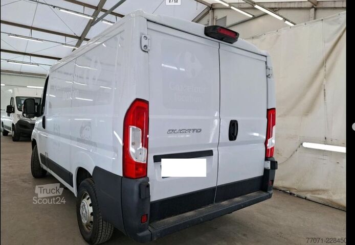 Slēgtais furgons FIAT Ducato Kasten  L1H1*Klima*Navi*Kamera*Tempomat*