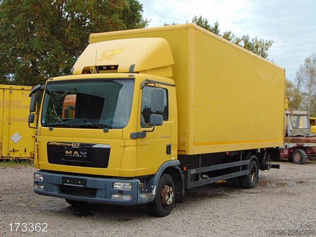 شاحنة صندوقية MAN TGL 12.250 BL