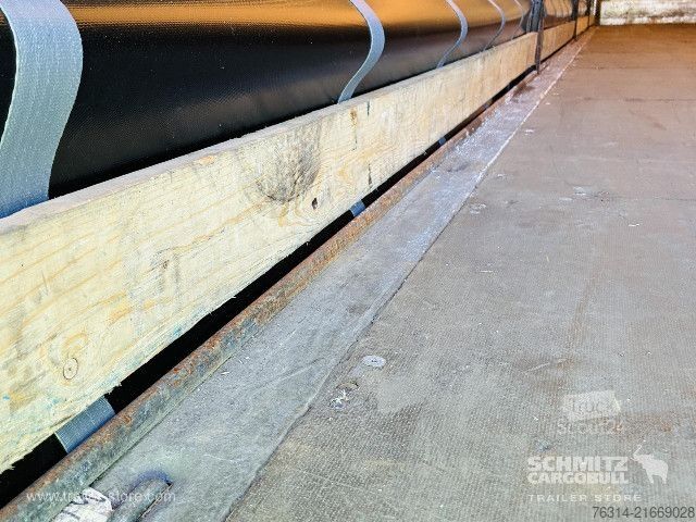 Naczepa otwarta z plandeką Schmitz Cargobull Curtainsider Mega Getränke