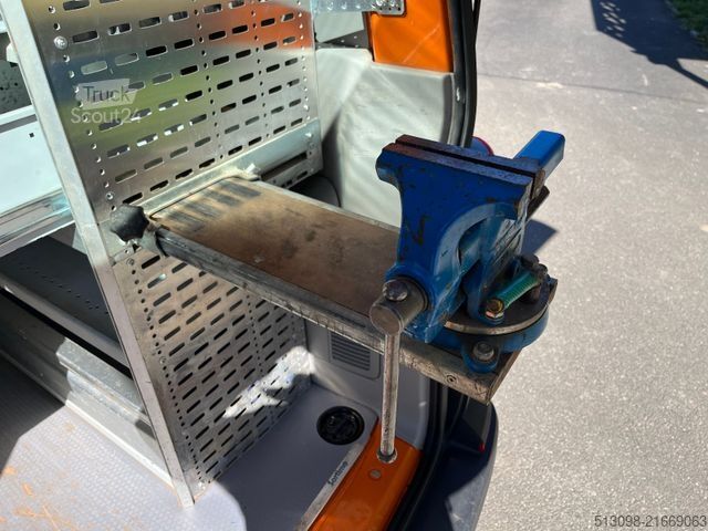 High top van VW T6 4 MOTION EXTRA HOCHDACH REGALSYSTEM