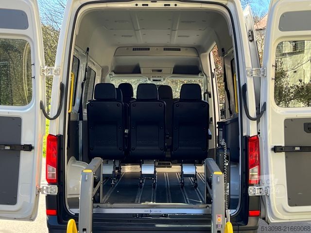 Минибус VW CRAFTER 2.0 TDI 8 SITZER KLIMAAUTO. HECKLIFT