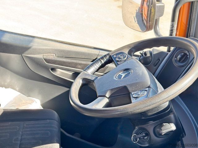 Żuraw samochodowy MERCEDES-BENZ ATEGO 1324 * HIAB 144 B - DUO + Bohrgerät * TOP