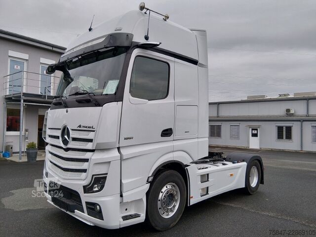  Mercedes-Benz Actros 1851 LS Giga Leder