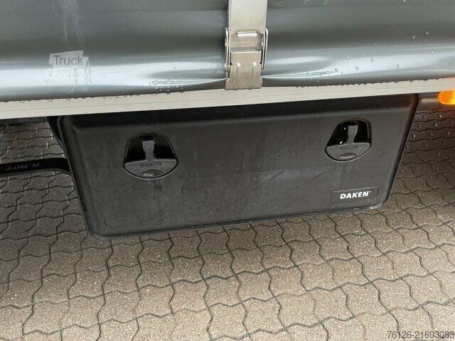 Dodávka s plachtovou bočnicou Mercedes-Benz Sprinter 319 CDI L2+SCHIEBEPLANE +AUTOM+MBUX+NEU