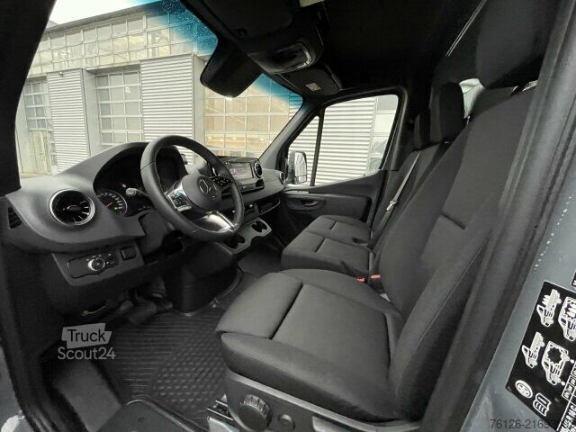 Ponyvával szerelt furgon Mercedes-Benz Sprinter 319 CDI L2+SCHIEBEPLANE +AUTOM+MBUX+NEU