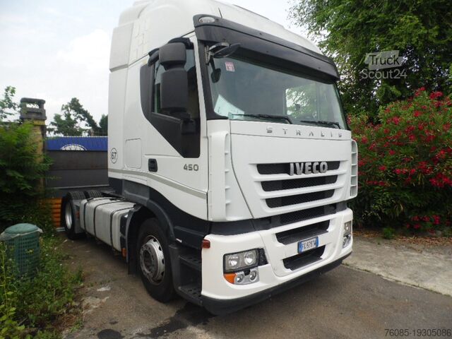 Standart traktör IVECO 450