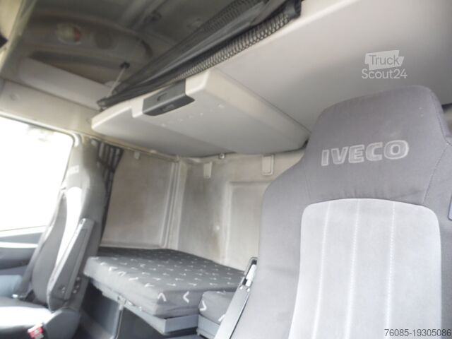 Standardtraktor IVECO 450