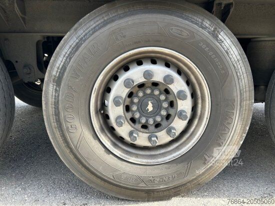 Tieflader-Sattelauflieger SCHMITZ SCB S3B KüHLAUFLIEGER, TK SLXI 300