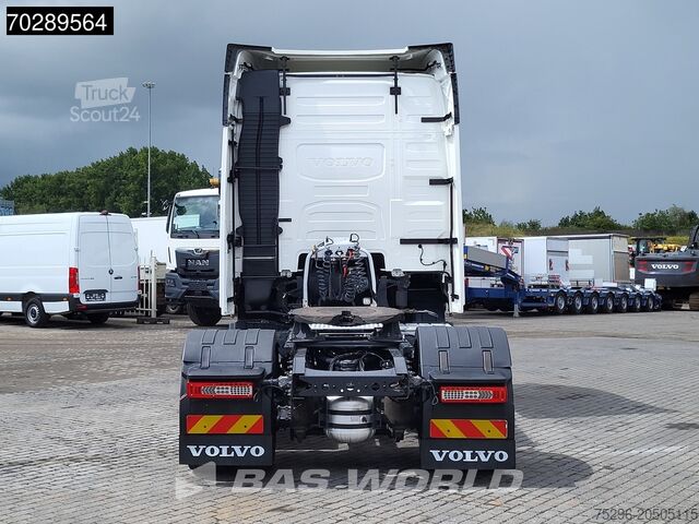 Standard-SZM Volvo FH 500 4X2 2xTanks I-ParkCool ACC Navi Euro 6