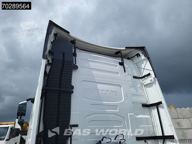 Standaard trekker Volvo FH 500 4X2 2xTanks I-ParkCool ACC Navi Euro 6