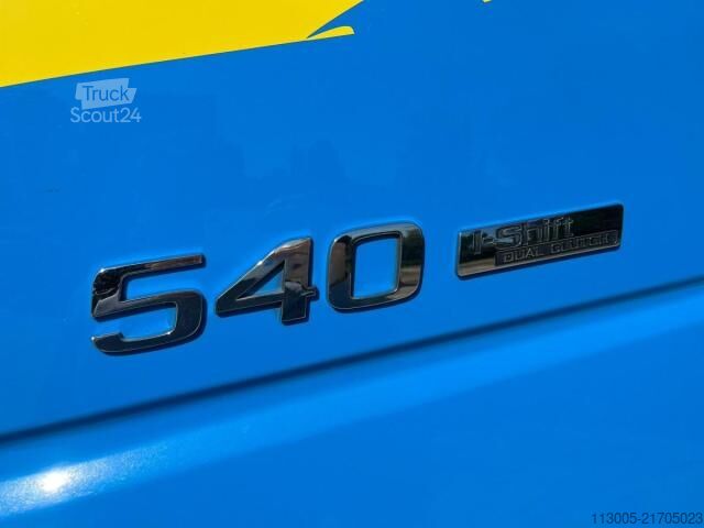 Vakio vetoauto Volvo FH 540