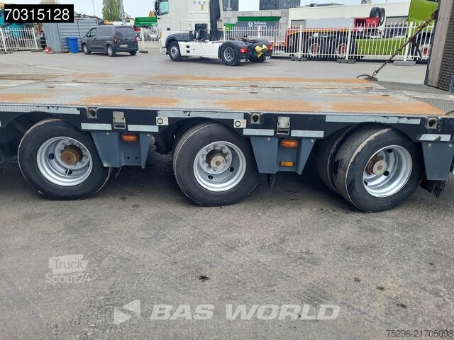 Zems iekrāvējs Nooteboom MCOS-48-03 3 axles 3x Steering Axle Lifting bed...