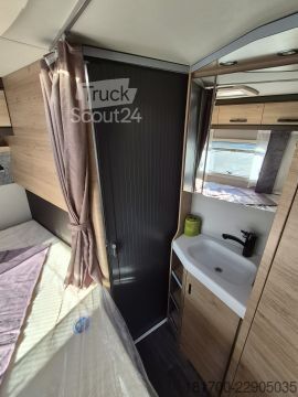Puoliksi integroitu matkailuauto Weinsberg CaraCompact EDITION PEPPER 600 MF *TraumMobil* 160*Automatik