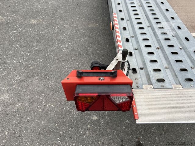 Fourgon porte-voitures Vezeko Imola S 30.43 H Autotransporter