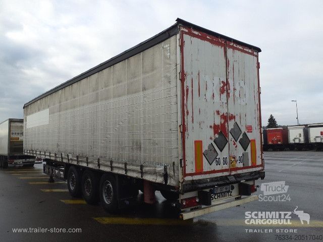 Semi-reboque aberto com lona Schmitz Cargobull Semitrailer Curtainsider Standard