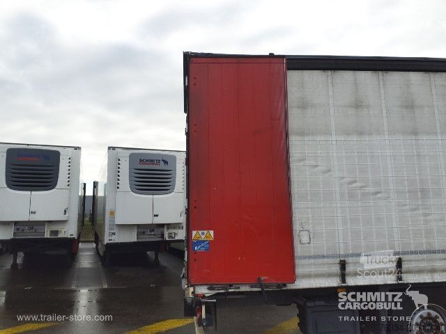 Semirimorchio con telone Schmitz Cargobull Semitrailer Curtainsider Standard