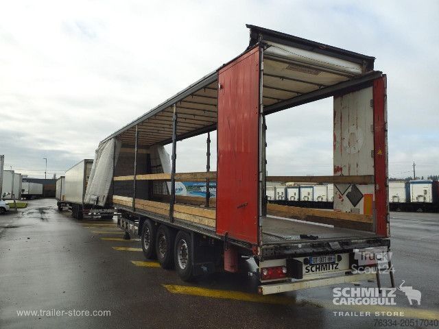 Auflieger mit Pritsche & Plane Schmitz Cargobull Semitrailer Curtainsider Standard
