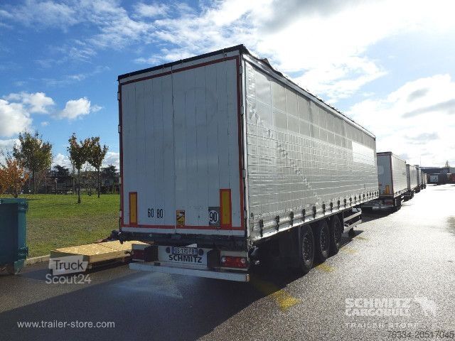 Semi-remorque bâchée Schmitz Cargobull Semitrailer Curtainsider Standard