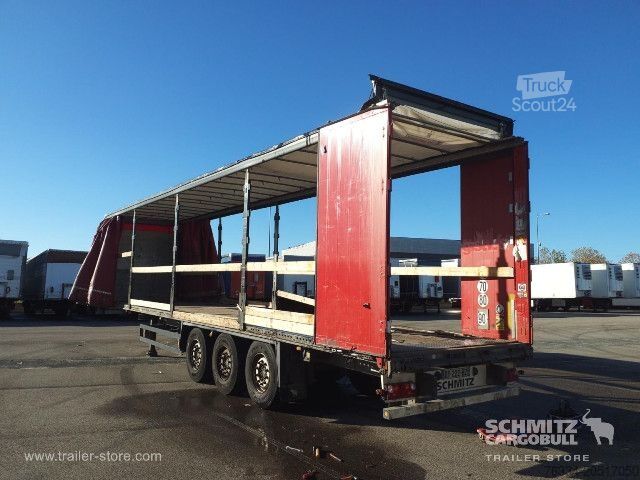 Open semitrailer with tarp Schmitz Cargobull Semitrailer Curtainsider Standard