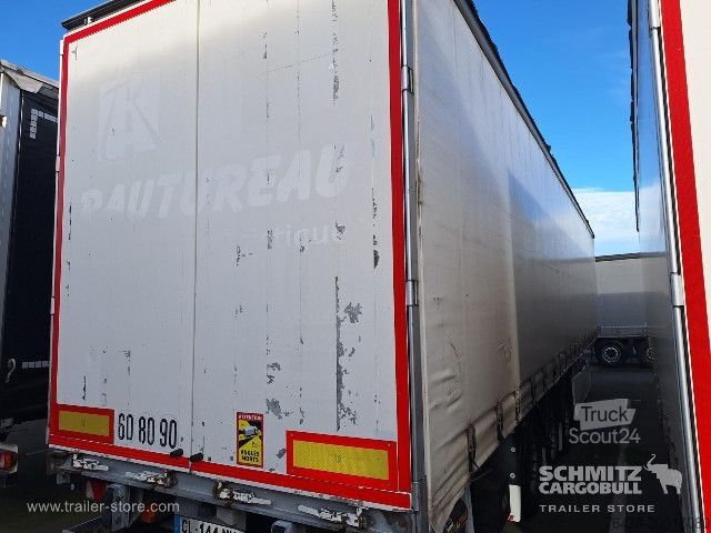 Odprta polprikolica s ponjavo Fruehauf Curtainsider Standard Taillift
