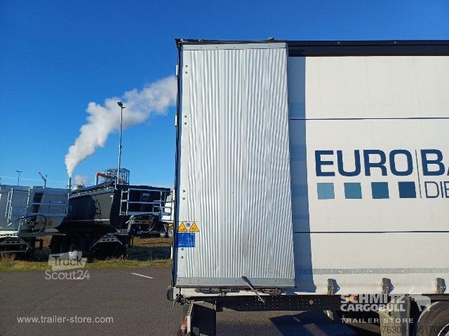 Åpen semitrailer med presenning Schmitz Cargobull Curtainsider Standard Getränke