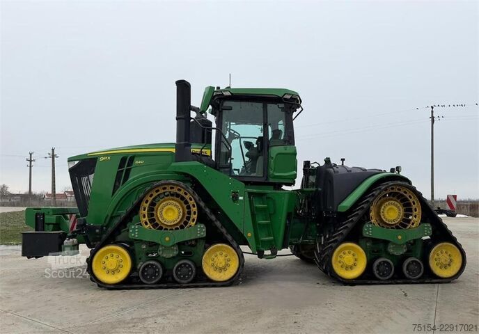 Traktör John Deere 9RX640