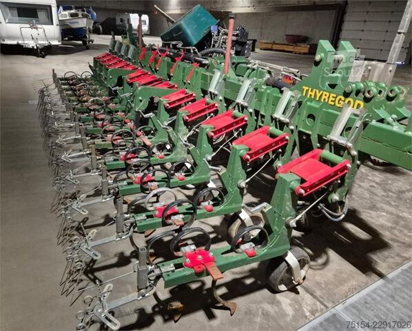 Tarla kültivatörü Thyregod TRV 12 Reihen, 45-50cm RA