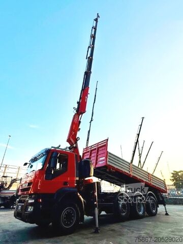 Camion à benne basculante Iveco STRALIS