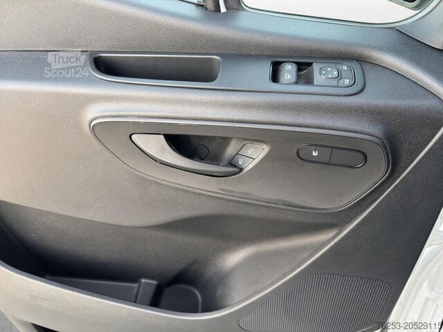 Panel van Mercedes-Benz Sprinter 215 CDI Kasten AHK AUT Akustikglas Kam.