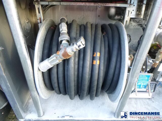 Tanker Volvo FL 260 4x2 gas tank 13.9 m3