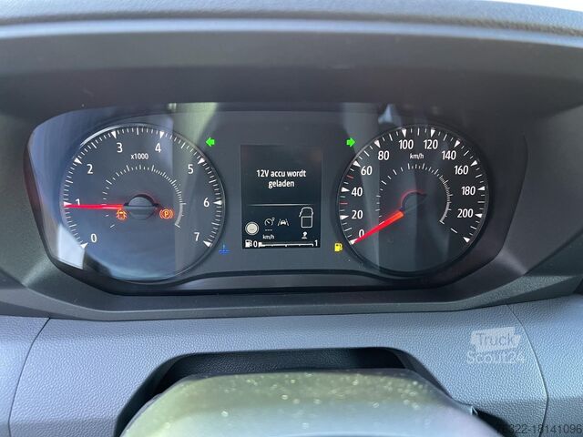 Bestelbus Renault MASTER L2H2 150 PK NIEUW MODEL / AIRCO / MULTIM...