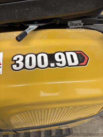 Mini-pelle Caterpillar 300.9D