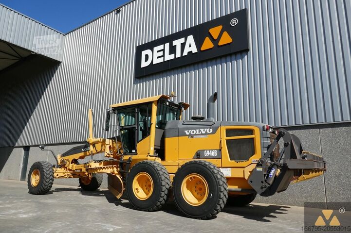 Grader Volvo G946B AWD