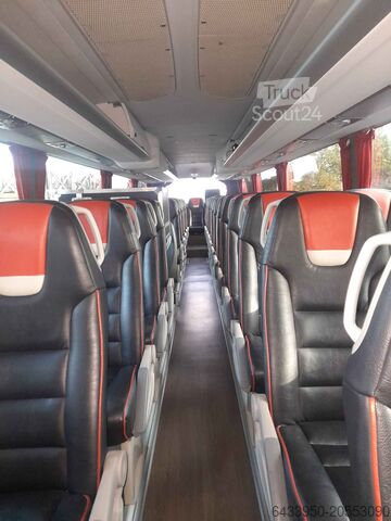 Coach irizar i6s